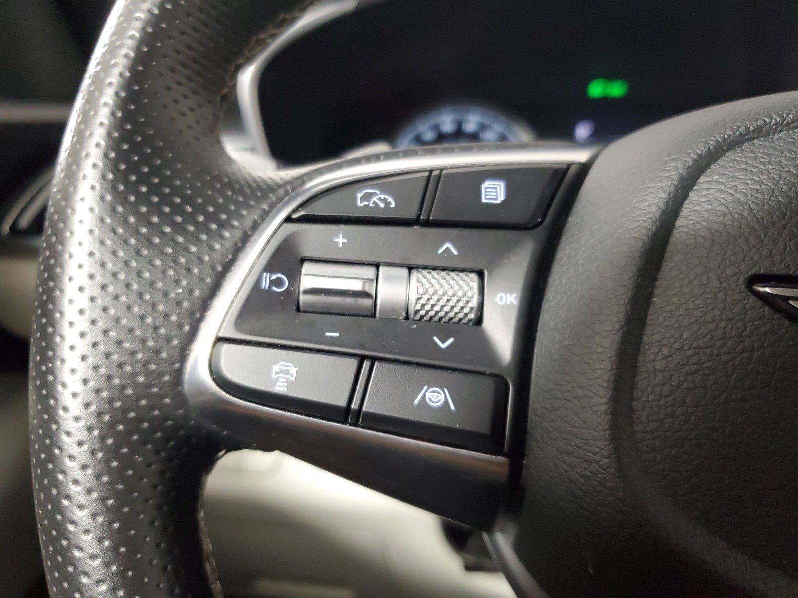 Used 2025 Genesis G70 2.5T RWD image 23