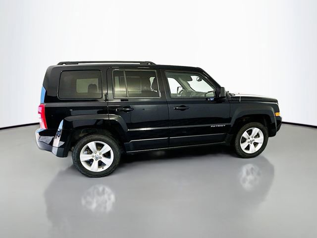 Used 2016 Jeep Patriot Latitude w/ Mopar Trailer Tow Group image 8