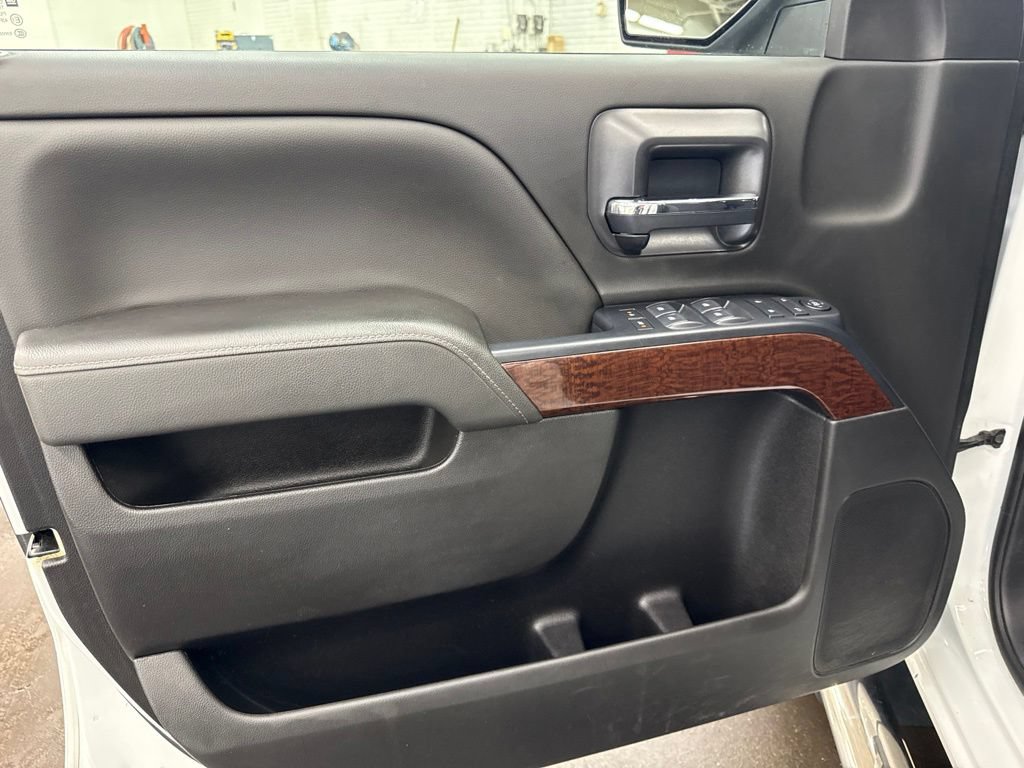 Used 2019 GMC Sierra 1500 SLE w/ SLE Value Package AWD/4WD image 19