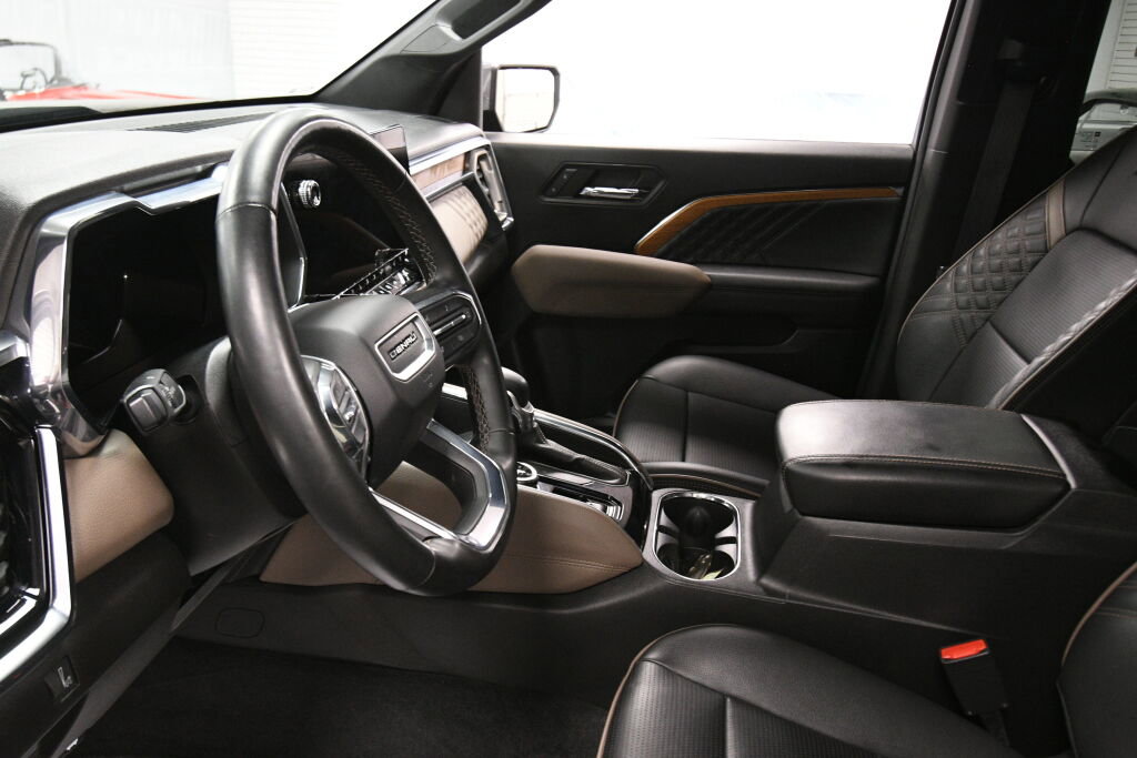 Used 2023 GMC Canyon Denali AWD/4WD image 20
