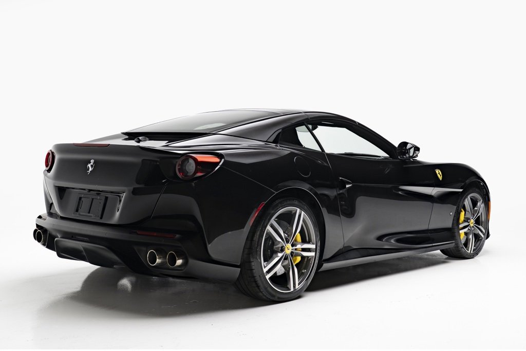 Used 2019 Ferrari Portofino image 7