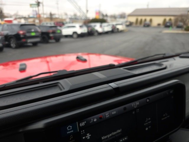 Used 2024 Jeep Wrangler Sport S image 18