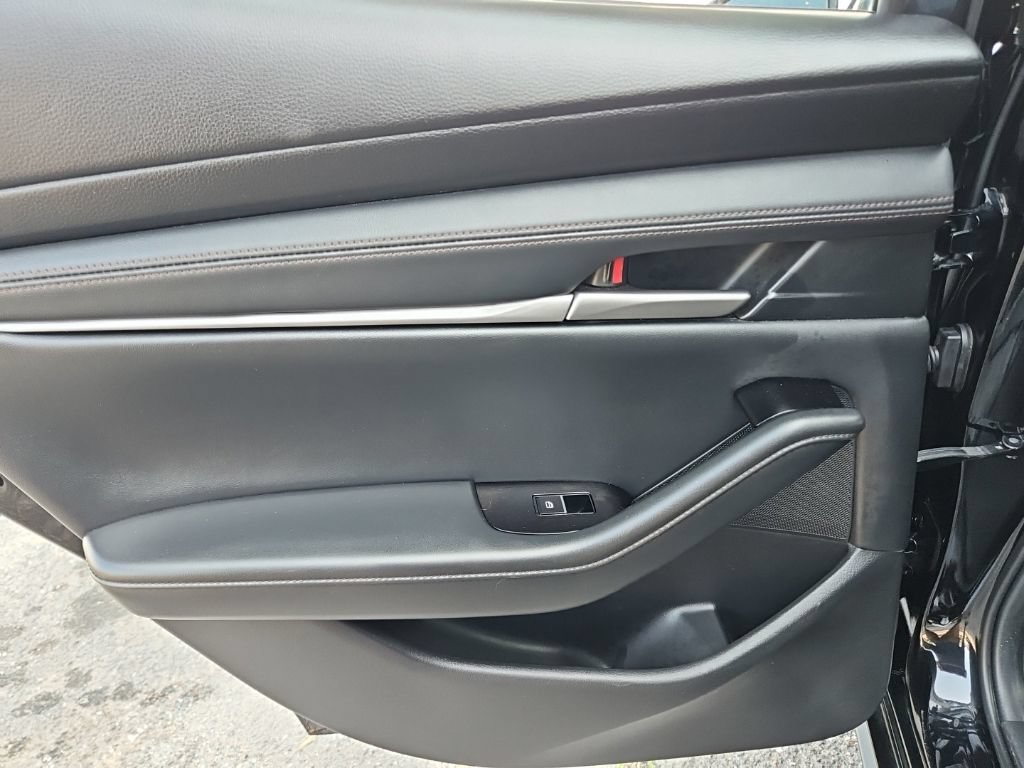 Used 2025 MAZDA MAZDA3 s Sport FWD image 24