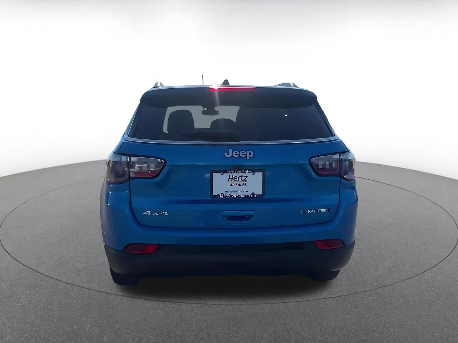 Used 2025 Jeep Compass Limited AWD/4WD image 12
