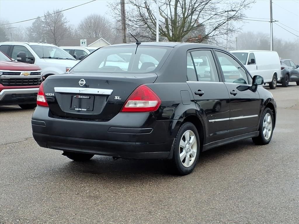 Used 2007 Nissan Versa SL w/ Convenience Pkg image 5