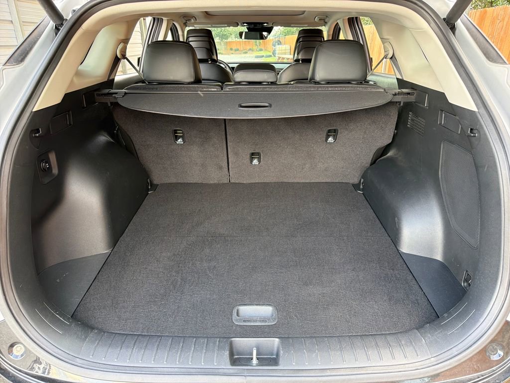 Used 2024 Kia Sportage SX image 33