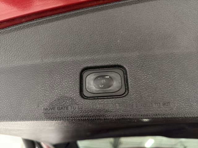 Used 2016 Ford Explorer XLT w/ Equipment Group 202A image 17