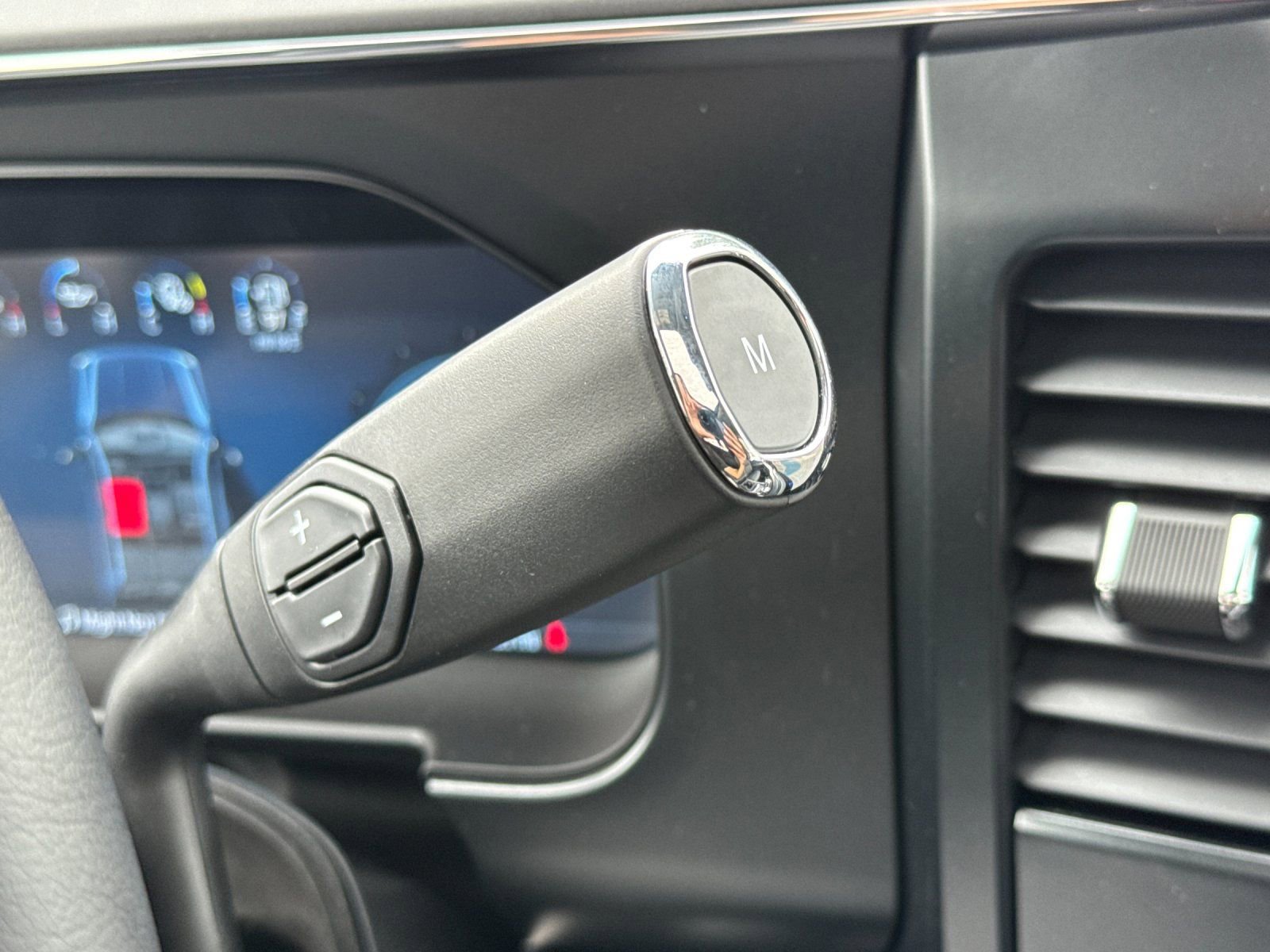 New 2026 Ford F250 Lariat w/ FX4 Off-Road Package image 24