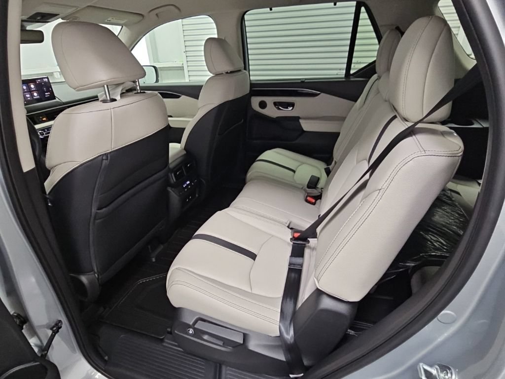 New 2026 Honda Pilot EX-L image 30
