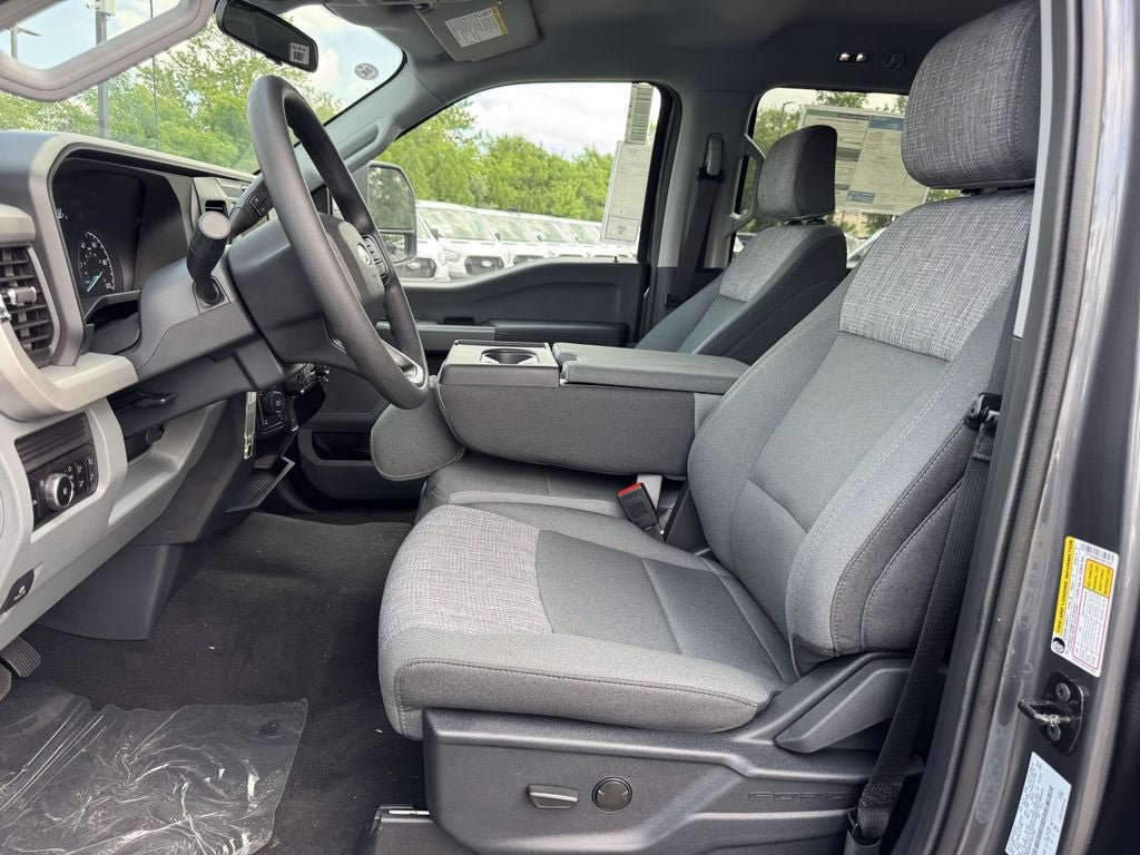 New 2026 Ford F250 XLT w/ FX4 Off-Road Package AWD/4WD image 10
