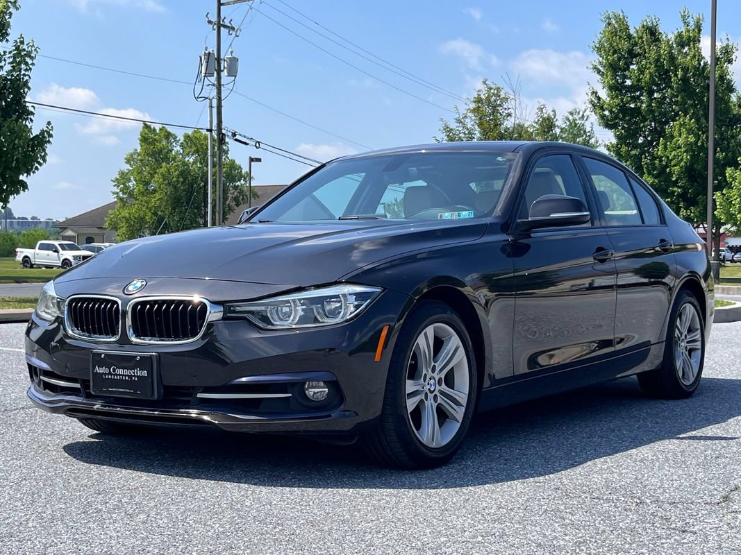 Used 2016 BMW 328i Sedan RWD image 4