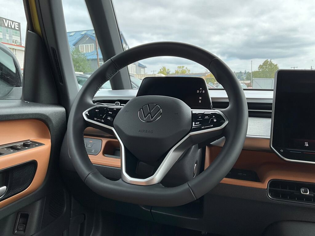 New 2025 Volkswagen ID. Buzz Pro S Plus image 21
