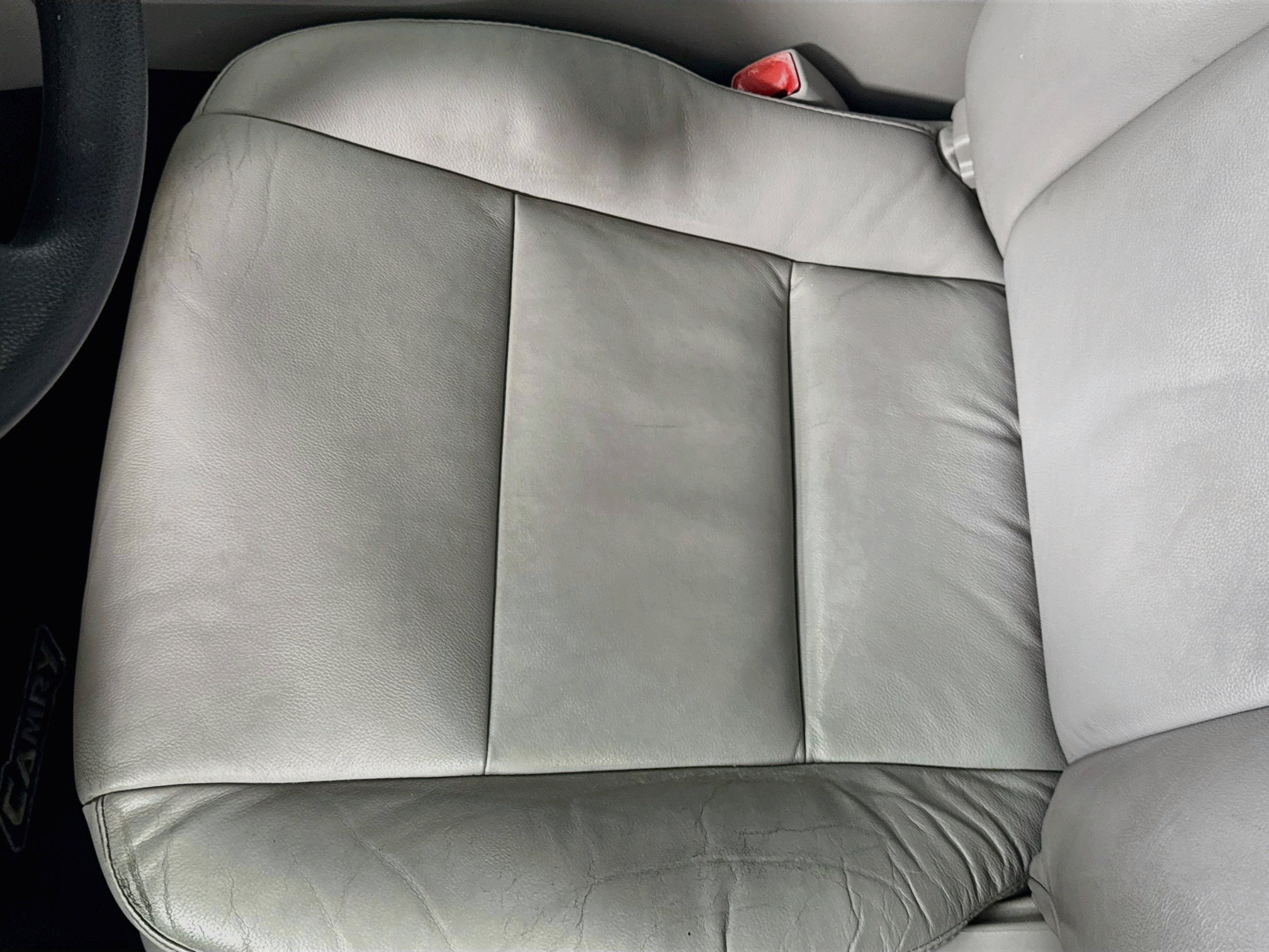 Used 2013 Toyota Camry LE FWD image 17