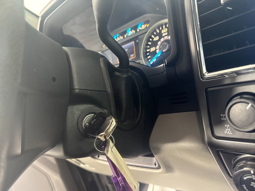 Used 2016 Ford F150 XLT w/ Equipment Group 302A Luxury image 17