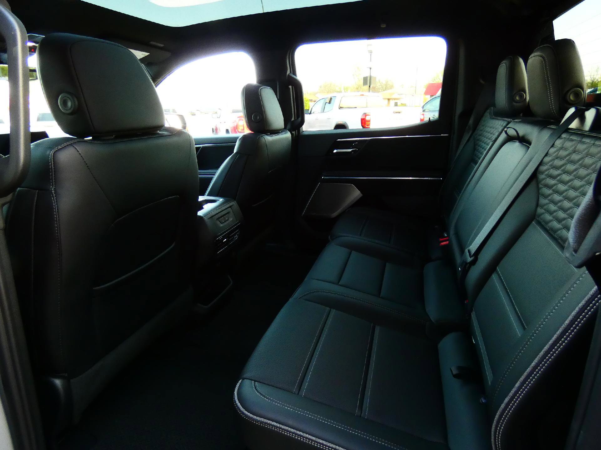 New 2025 GMC Sierra EV Denali image 13