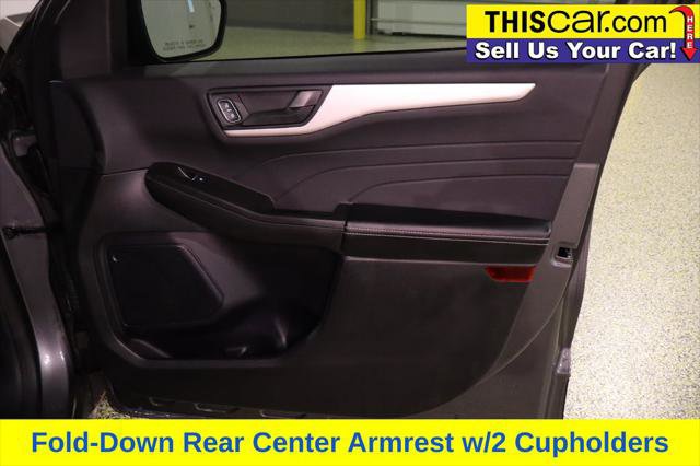 Used 2022 Ford Escape SE w/ SE Sport Appearance Package image 26