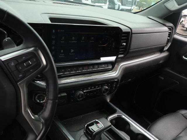 Used 2024 Chevrolet Silverado 1500 LTZ AWD/4WD image 23