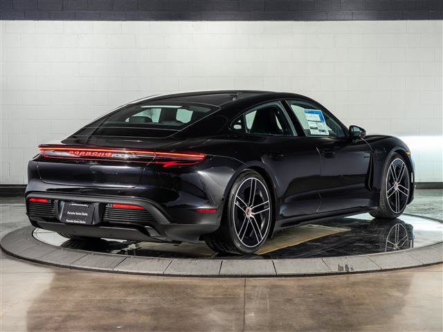 New 2026 Porsche Taycan 4S AWD/4WD image 9