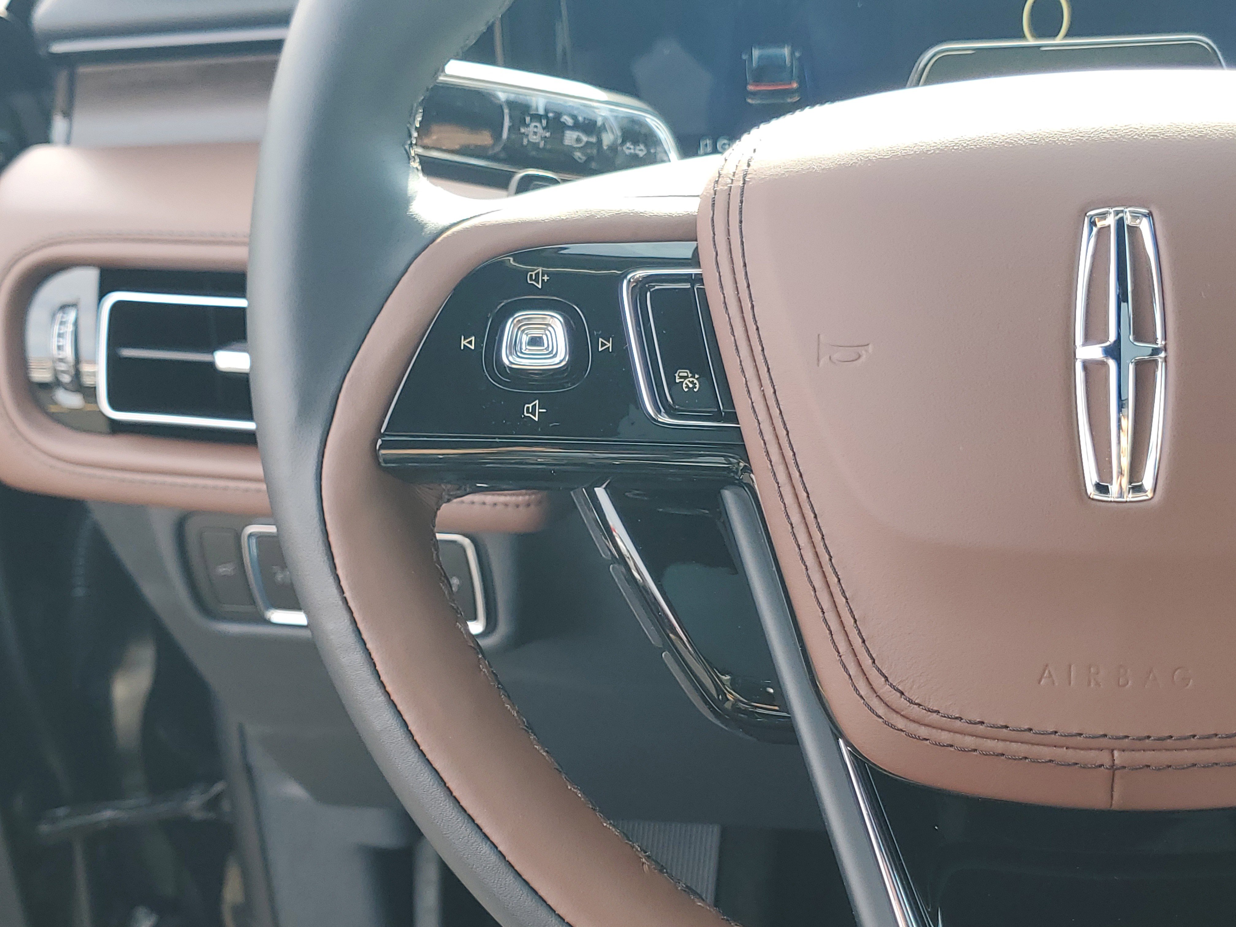 New 2026 Lincoln Aviator Reserve image 15