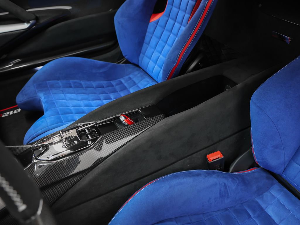 Used 2024 Ferrari 812 Competizione image 73