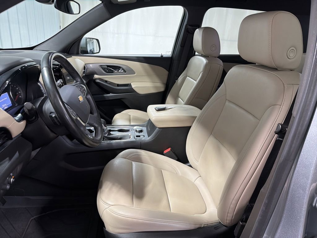 Certified 2023 Chevrolet Traverse LT w/ LPO, Floor Liner Package image 5