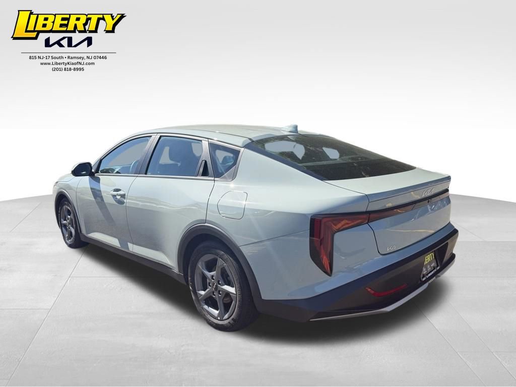 Used 2025 Kia K4 FWD image 5