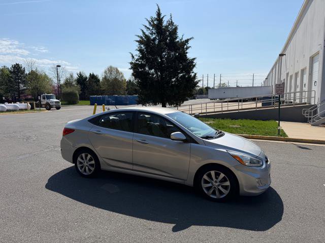 Used 2014 Hyundai Accent GLS w/ Option Group 2 image 7