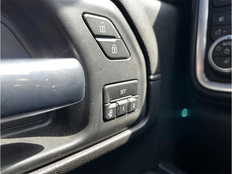 Used 2020 GMC Sierra 2500 SLT w/ SLT Premium Plus Package AWD/4WD image 24