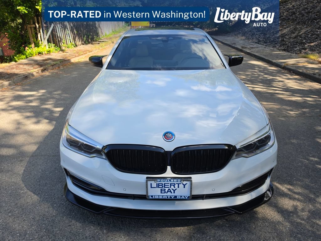 Used 2019 BMW 530e xDrive w/ Convenience Package AWD/4WD image 2