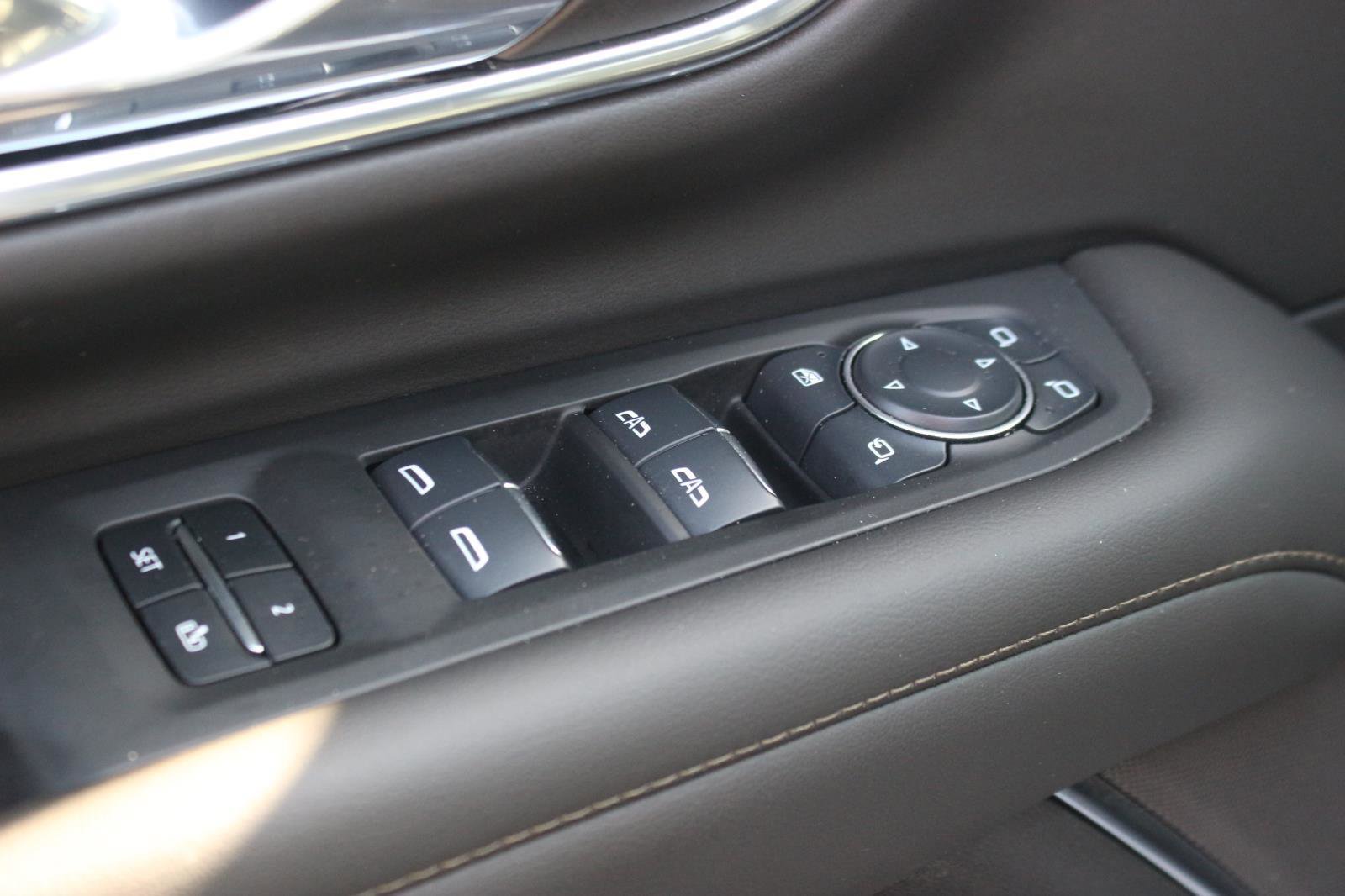 Used 2024 Chevrolet Tahoe High Country w/ Premium Package AWD/4WD image 12