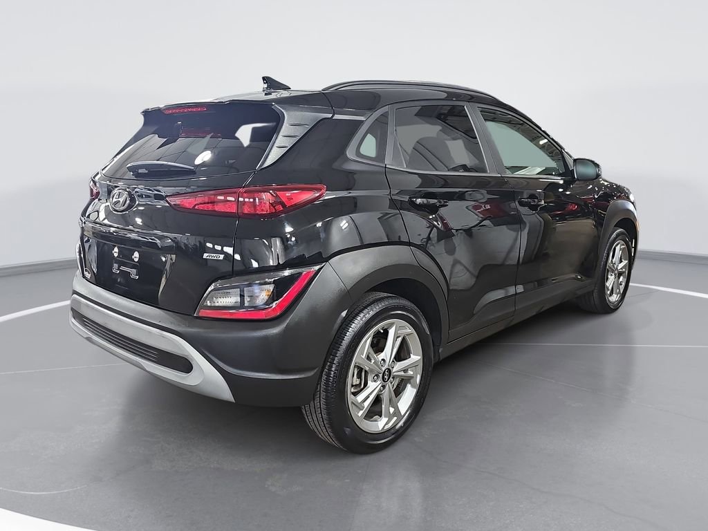 Used 2023 Hyundai Kona SEL w/ Cargo Package AWD/4WD image 7