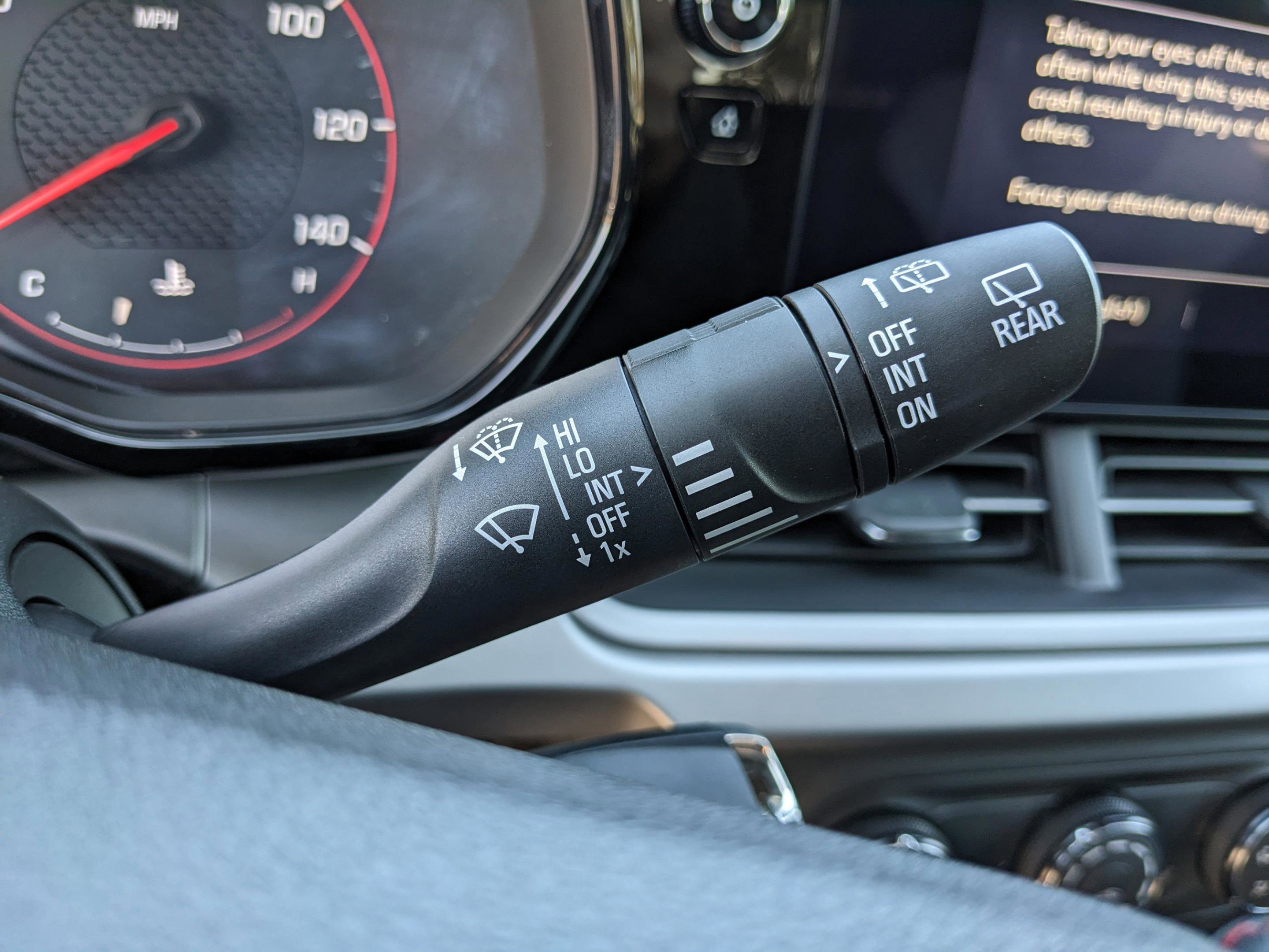 Used 2024 Chevrolet Trax RS image 25