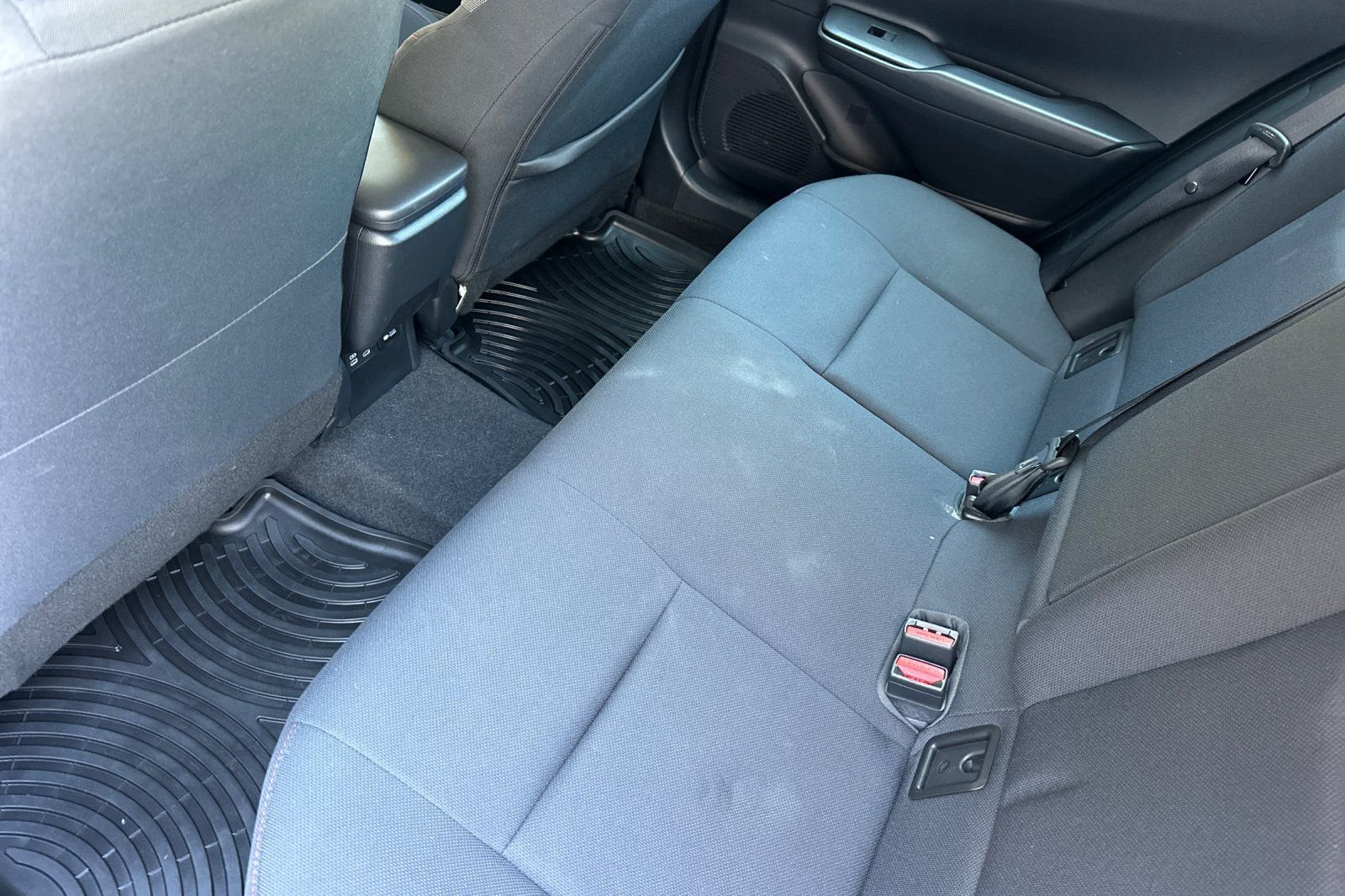 Used 2024 Toyota Prius Prime FWD image 13