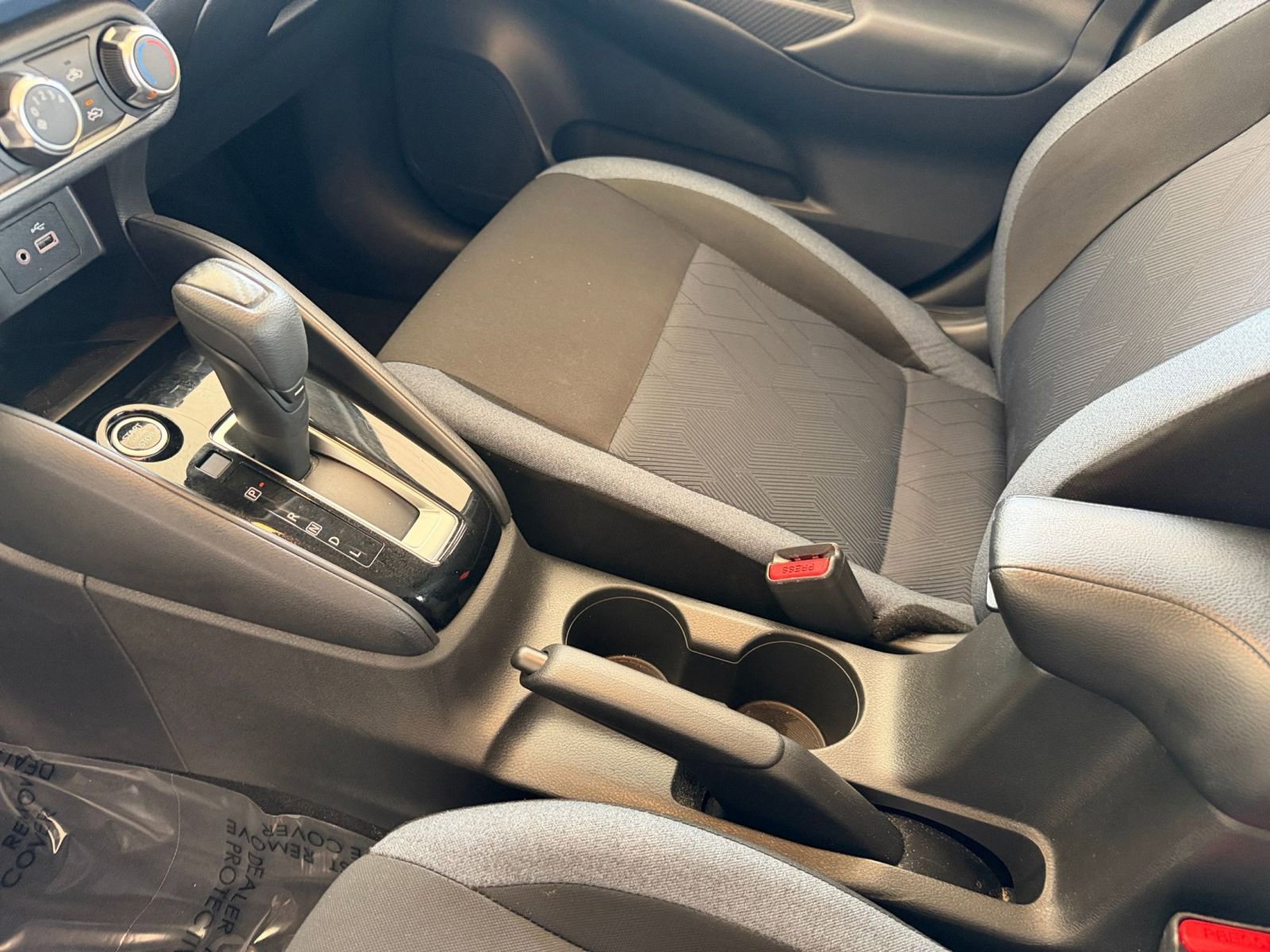 Used 2025 Nissan Versa SV image 36