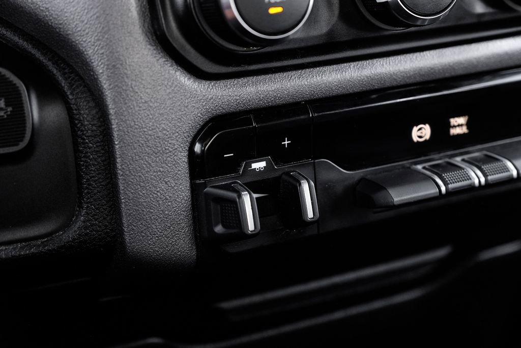 Used 2021 RAM 2500 Big Horn image 23