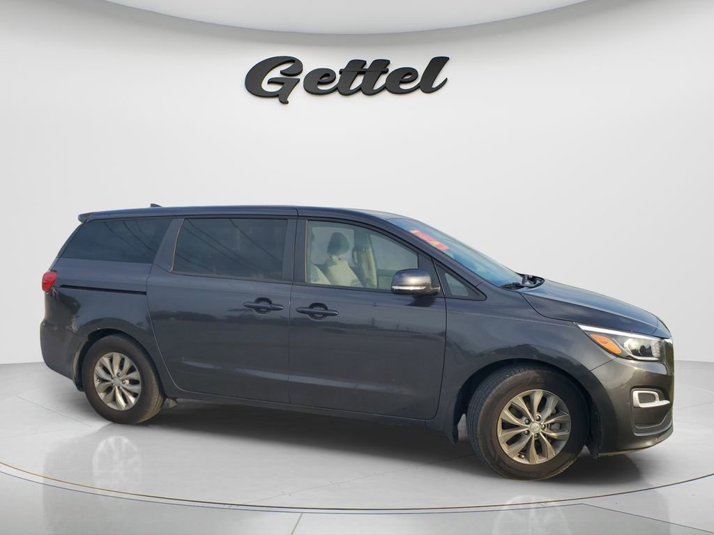 Used 2020 Kia Sedona LX image 2