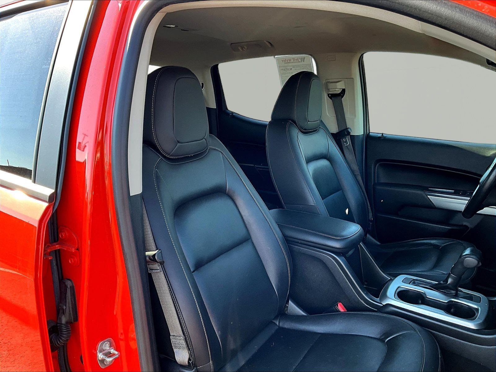 Used 2021 Chevrolet Colorado LT w/ Luxury Package AWD/4WD image 29