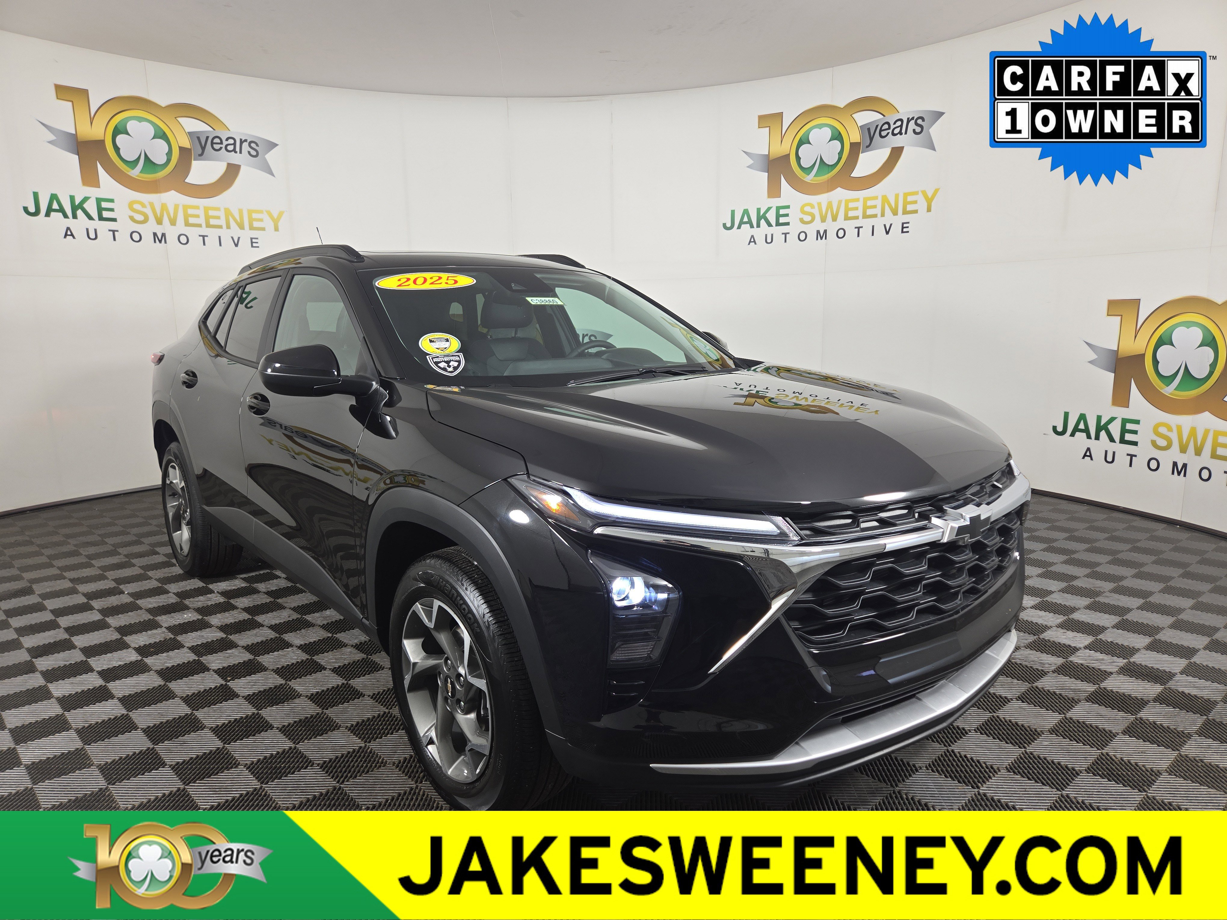 Used 2025 Chevrolet Trax LT w/ Sunroof Package