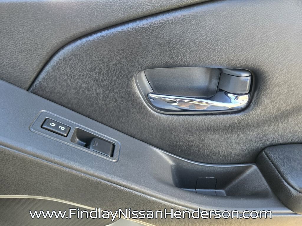 Used 2025 Nissan Frontier SV w/ SV Convenience Package image 18