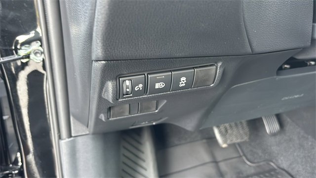 New 2026 Toyota Corolla Cross LE image 10