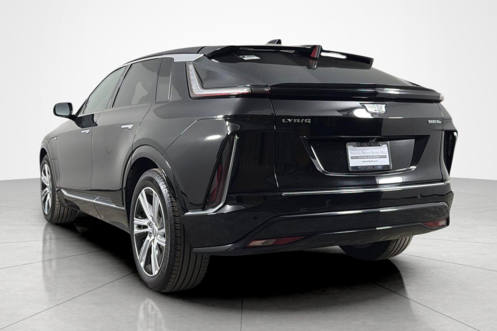 Used 2024 Cadillac Lyriq Tech AWD/4WD image 3