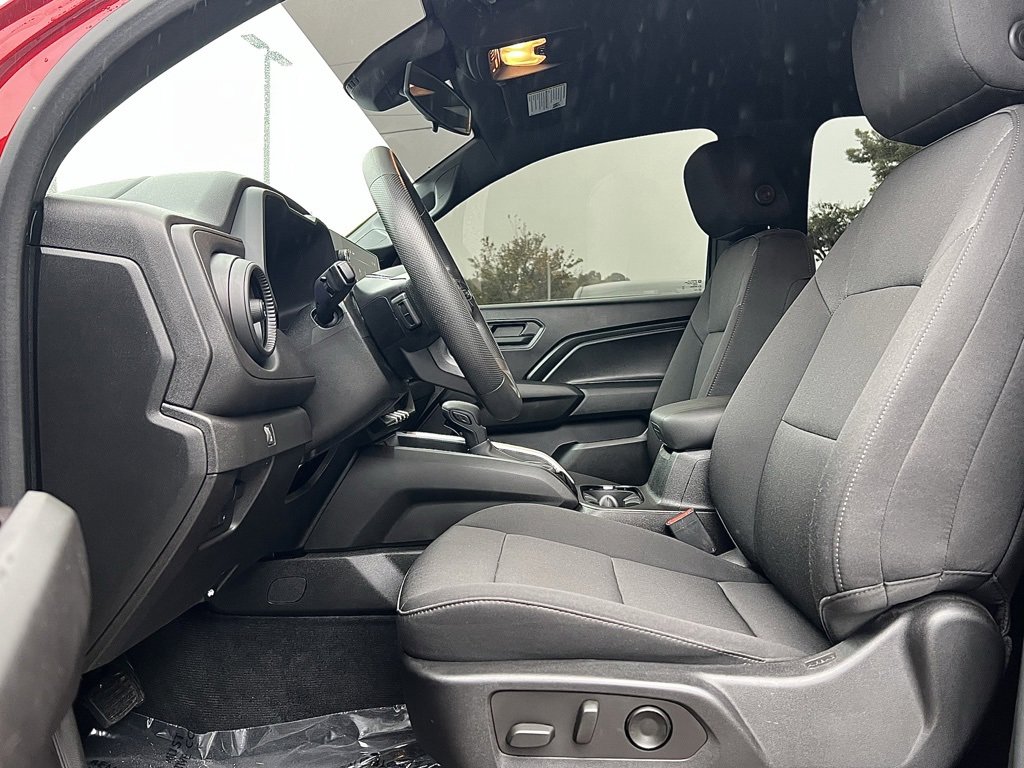 Used 2023 Chevrolet Colorado Trail Boss w/ Technology Package image 21