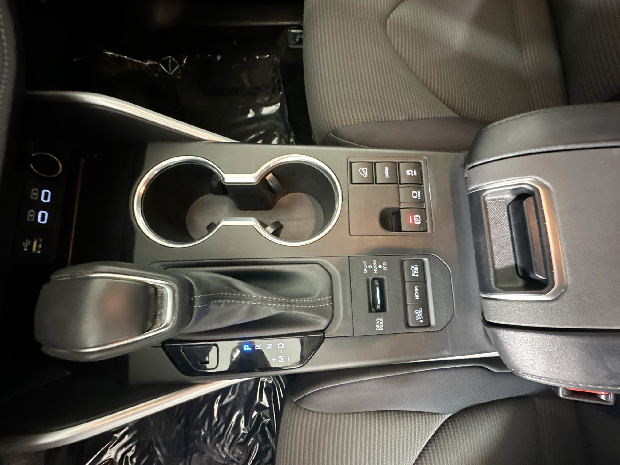 Used 2023 Toyota Highlander L image 22