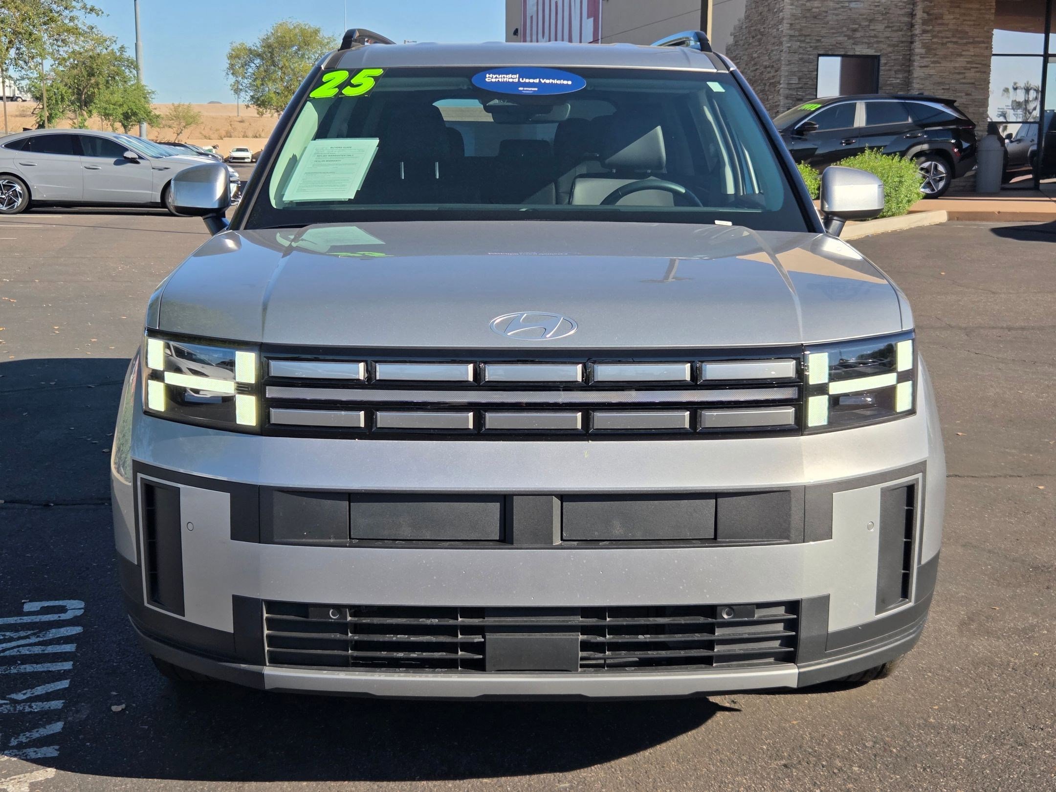 Used 2025 Hyundai Santa Fe SEL image 2