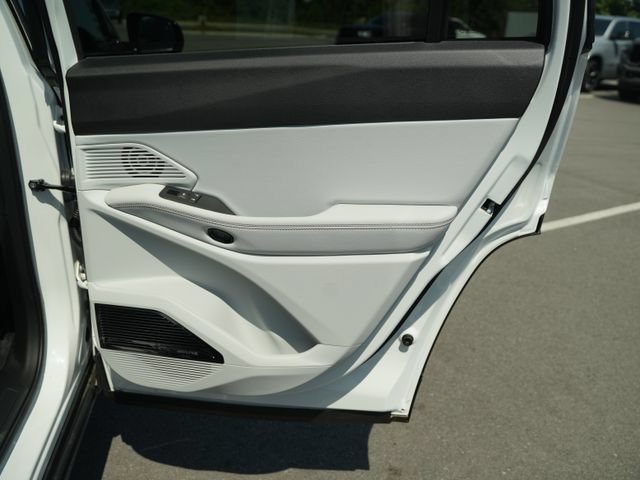 New 2026 Jeep Cherokee Limited AWD/4WD image 21
