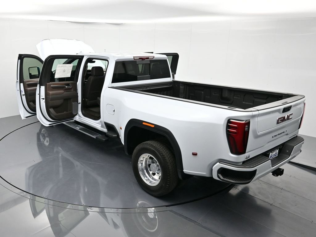 New 2026 GMC Sierra 3500 Denali w/ Technology Package image 46
