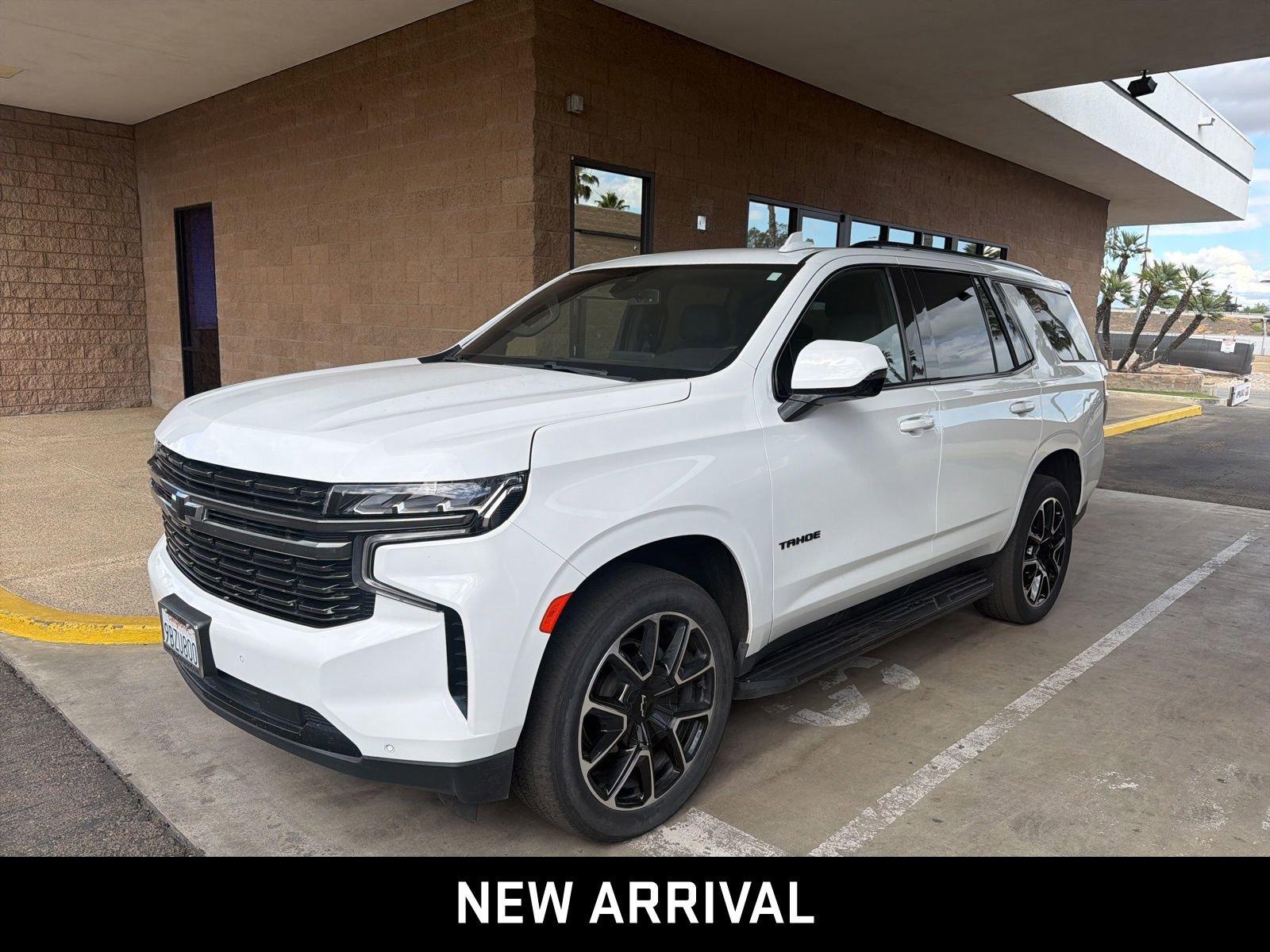 Certified 2022 Chevrolet Tahoe RST w/ Sport Performance Package AWD/4WD image 1