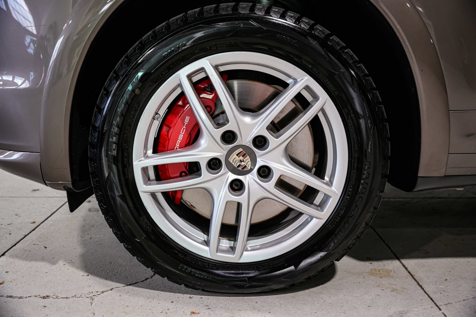 Used 2013 Porsche Cayenne Turbo AWD/4WD image 54