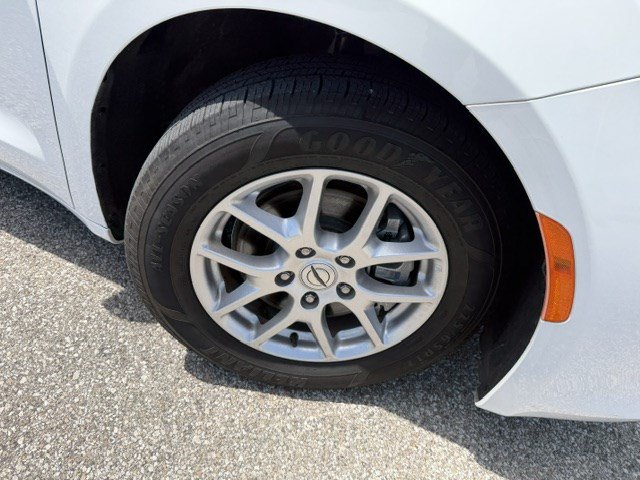 Used 2023 Chrysler Voyager LX FWD image 37