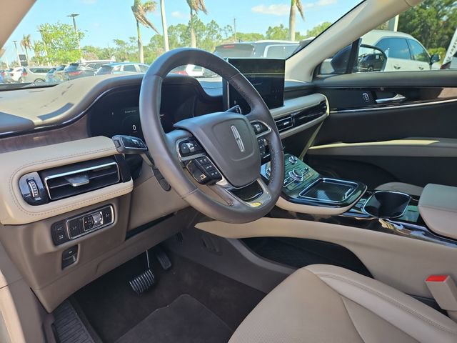 Used 2023 Lincoln Nautilus Reserve AWD/4WD image 14